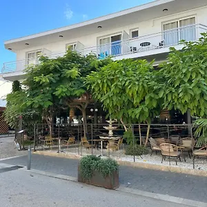 L'illa Hotel Tossa de Mar